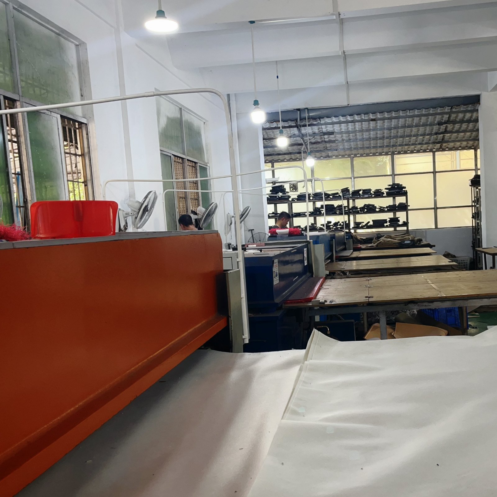 Pattern cutting on the Huadu production floor